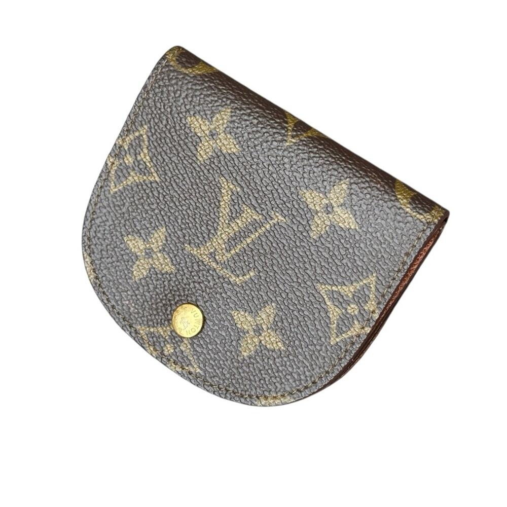 Louis Vuitton Monogrammed Coin Holder in Brown and Gold